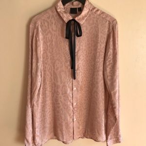 Button Down Shirt w/ bow